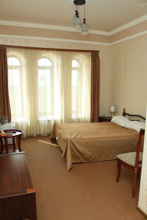 Отель Golden Apricot Гюмри Номер фото